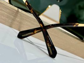 Picture of Valentino Sunglasses _SKUfw55828357fw